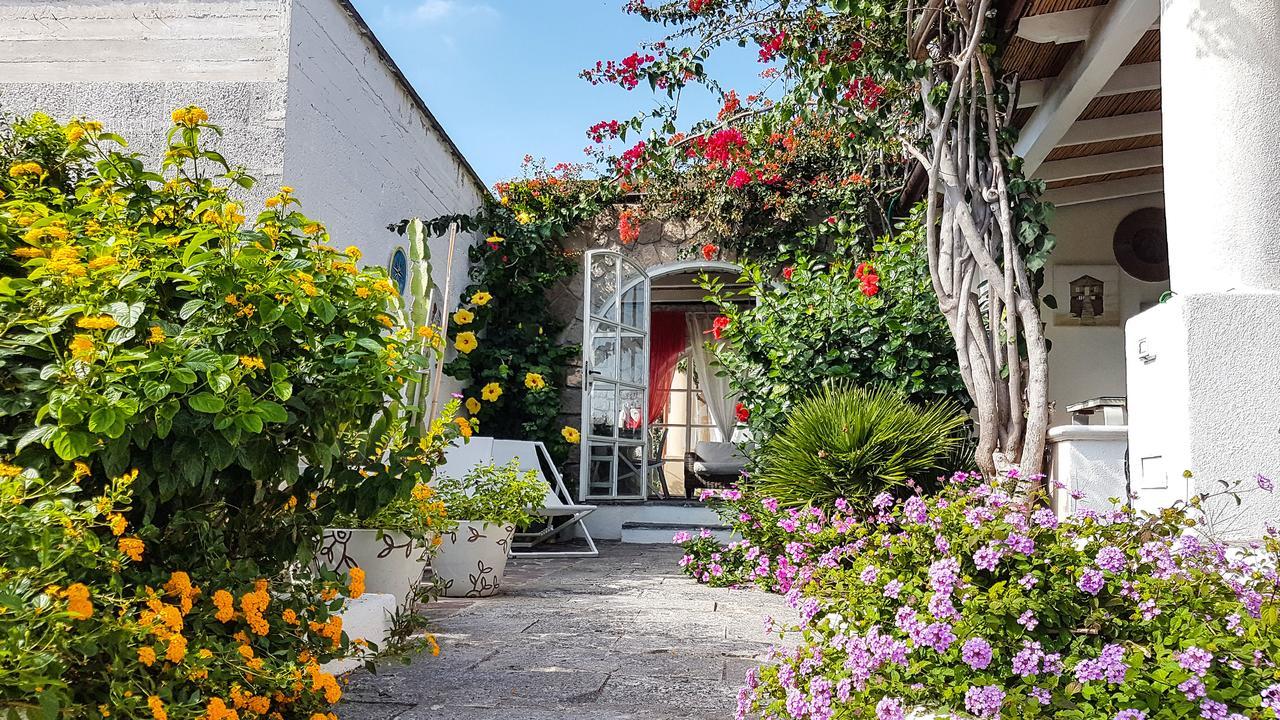 Villa Sea Rose Lipari  Buitenkant foto
