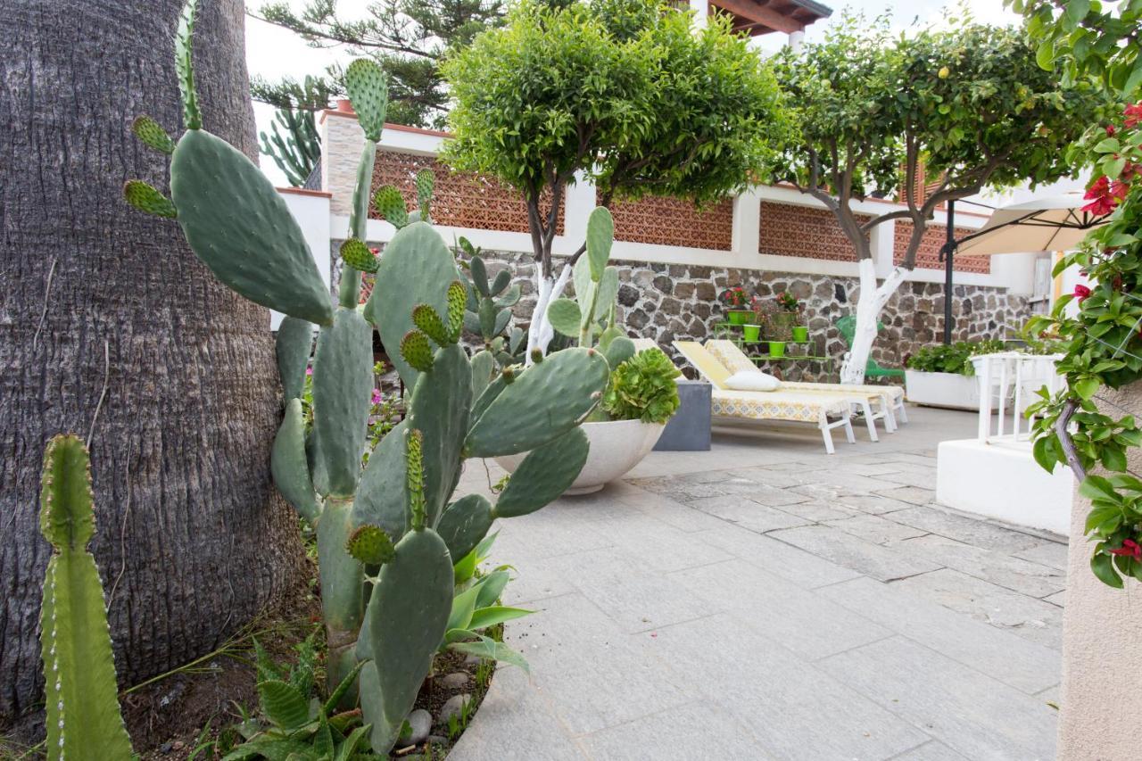 Villa Sea Rose Lipari  Buitenkant foto